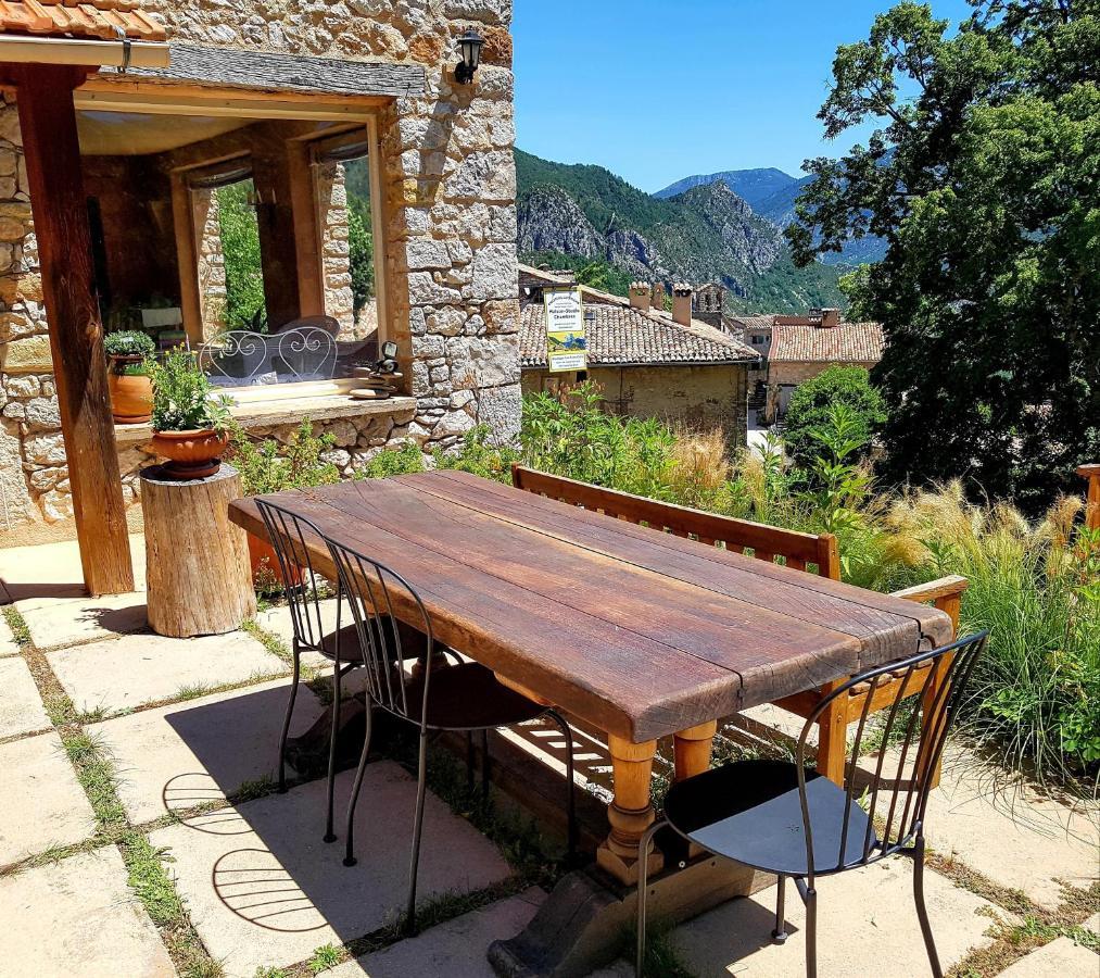 Un Cadre Magnifique, Au Coeur Du Verdon Castellane Bagian luar foto